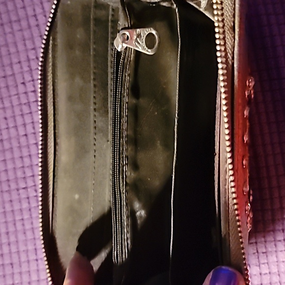 Wallet - Picture 2 of 4